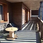 6 Pers A Avec Balcon Et Piscine - Fr-1-814-179 *