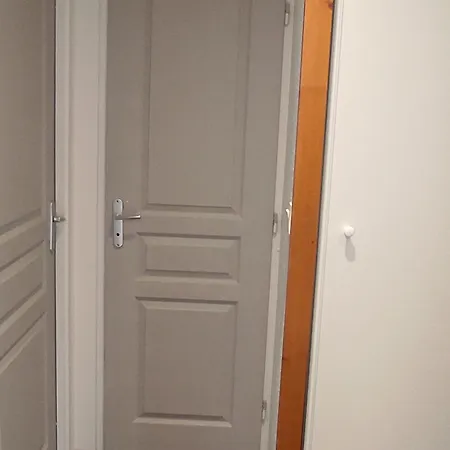 Apartamento 6 Pers à Avec Balcon Et Piscine - Fr-1-814-179 Super Besse