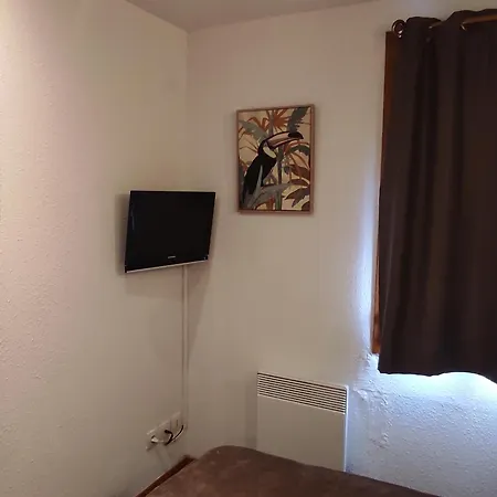 Apartamento 6 Pers à Avec Balcon Et Piscine - Fr-1-814-179 Super Besse